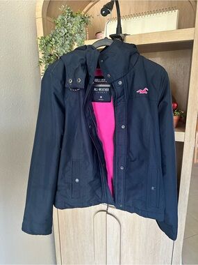 Hollister Navy Shell Jacket with Bright Pink Fleece Lining
